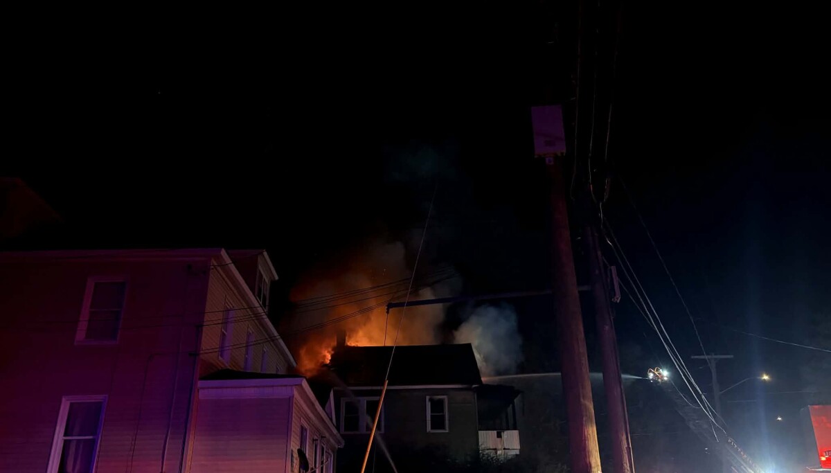 Nine displaced after Friday night Springside Avenue structure fire in ...